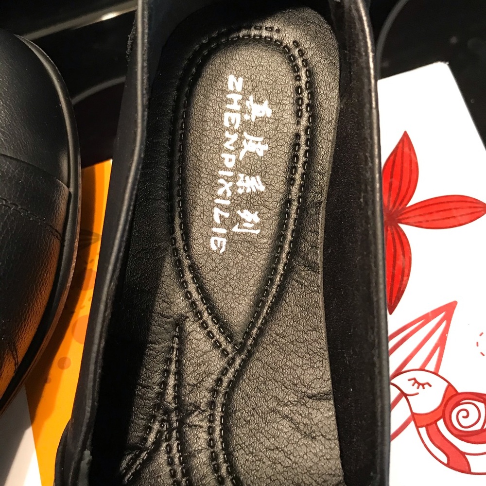 Black Slip On Loafers-Non Slip-NWT-Size 6-NWT - Picture 7 of 8